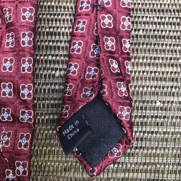 G.H. BASS & CO MENS TIE - Picture 6 of 7